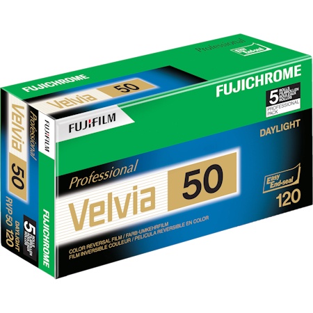 FUJIFILM VELVIA 50 120 (à l\'unité)