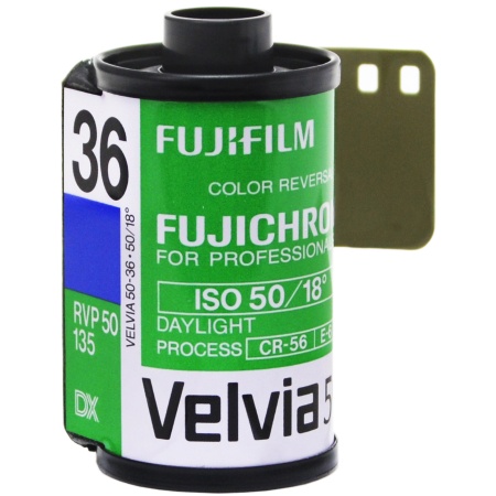 FUJIFILM VELVIA 50 135-36 (à l\'unité)